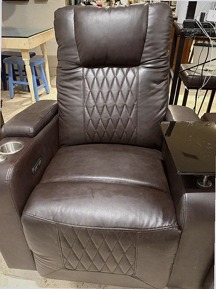 Reading Accent Chairs and Recliners